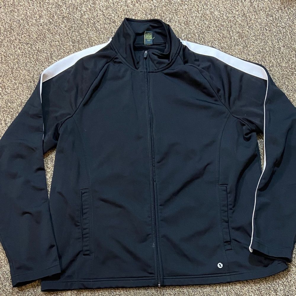Xersion Black and White Windbreaker Lightweight Sporty Design Size XL